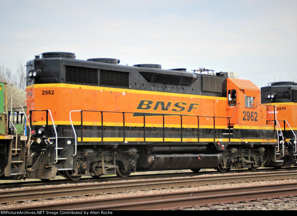 BNSF 2962